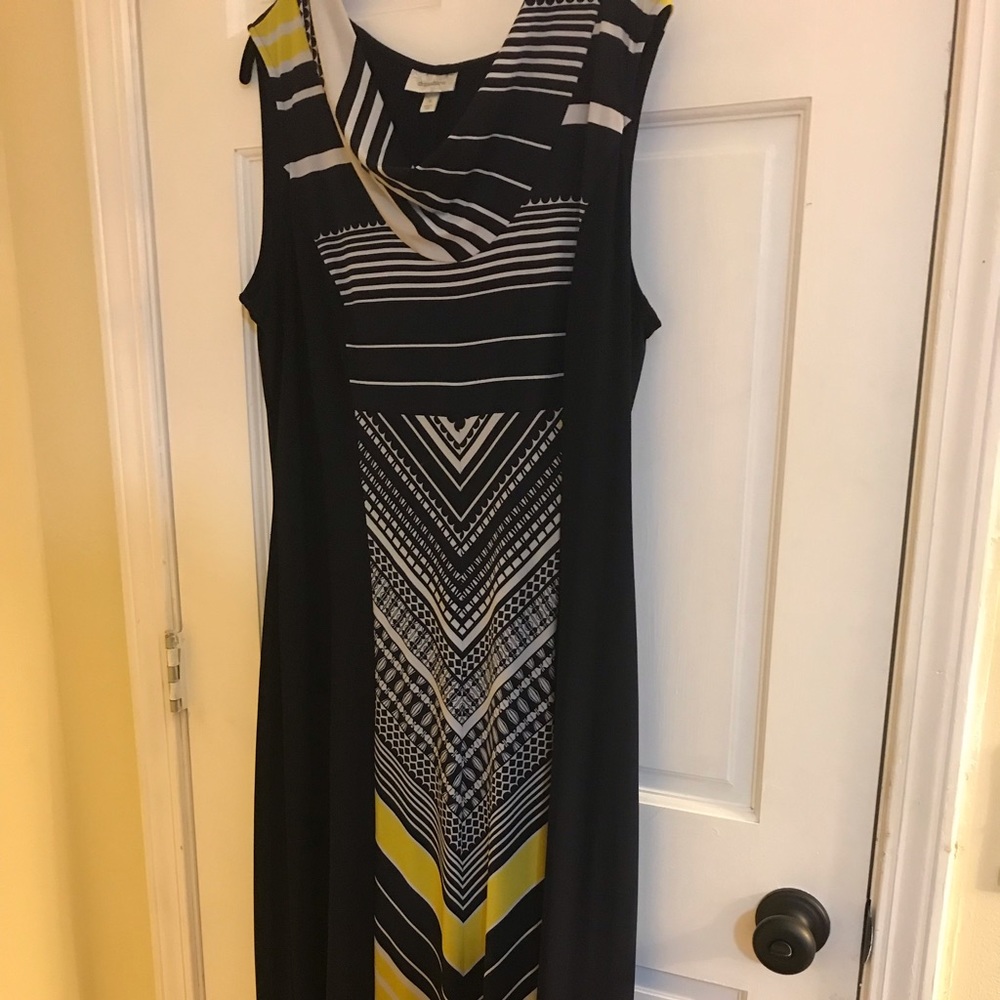 Sleeveless maxi dress with draped front